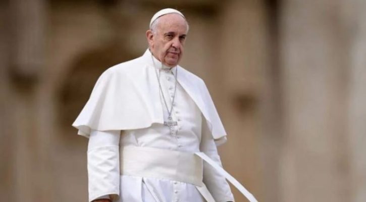 Vrasja e ish-kryeministrit japonez, reagon Papa Françesku