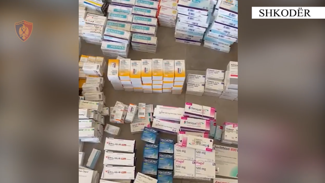 Magazinoi 710 kuti me ilaçe kontrabandë/ Arrestohet farmacisti në Shkodër, pezullohen edhe katër doganierë