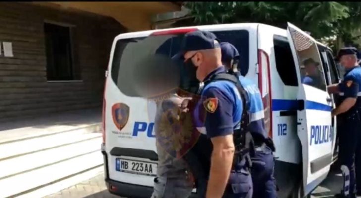 Plagosën me thikë 16-vjeçarin, arrestohen dy të mitur në Shkodër