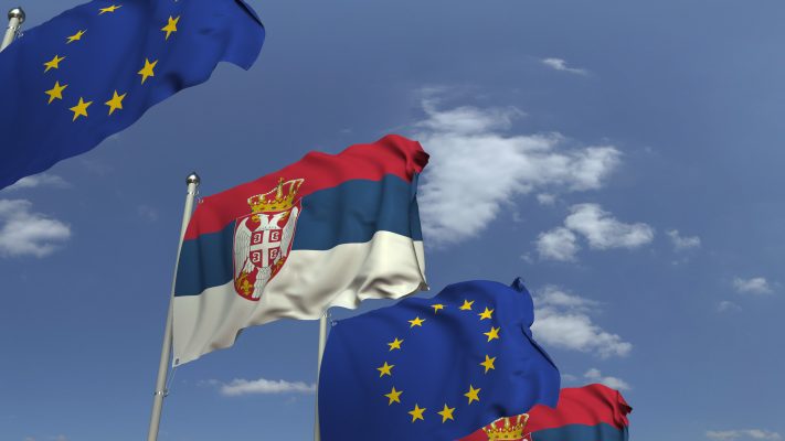 BE nuk ka besim tek Serbia, thirrje Beogradit të përshtatet me qëndrimet e Brukselit