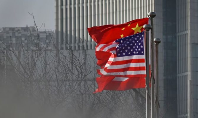Kina sanksionon kompani amerikane për shkak të Tajvanit