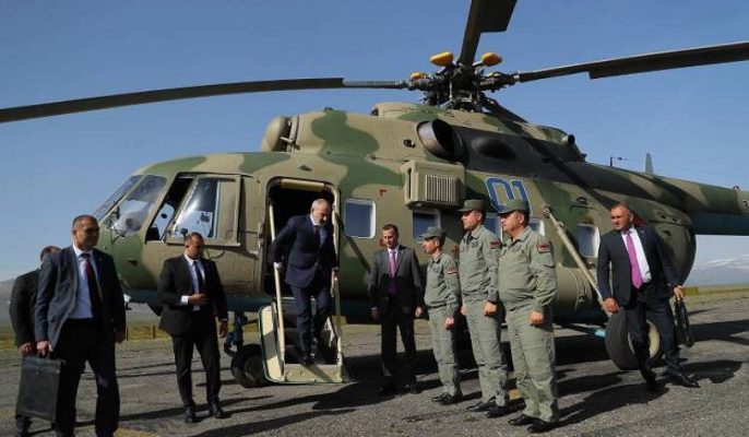 Probleme me helikopterin e kryeministrit armen në kufi me Azerbajxhanin