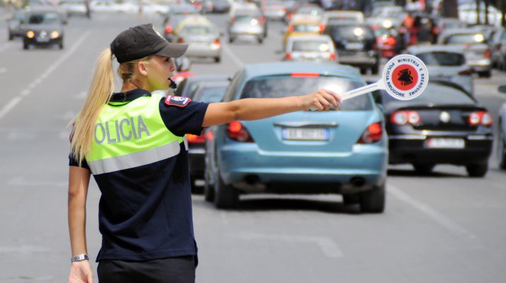 “Rrugorja” bën bilancin javor: 9 drejtues mjetesh të arrestuar, mbi 11 mijë gjoba