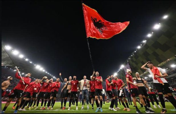 “Euro 2024”, Presidenti Begaj uron Kombëtaren Shqiptare të Futbollit: Të gjithë shqiptarët janë me ju!